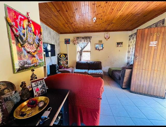 3 BEDROOM HOUSE FOR SALE IN HILLGROVE